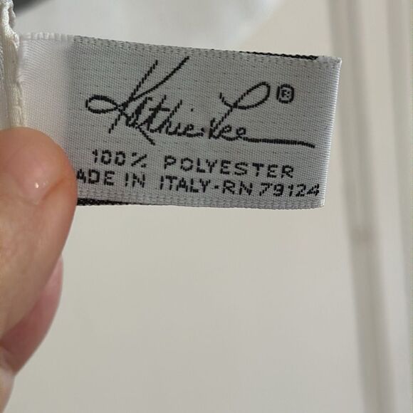 Vintage Kathie Lee black with white border semi sheer polyester square scarf - Picture 4 of 8